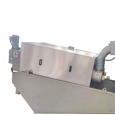 20 एम 3 / एच सर्पिल कीचड़ डीवाटरिंग मशीन फार्म खाद कीचड़ उपचार उपकरण