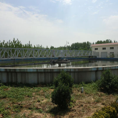 सीवेज सेडिमेंटेशन टैंक सेंटर ड्राइव स्लज स्क्रेपर 304 स्टेनलेस स्टील