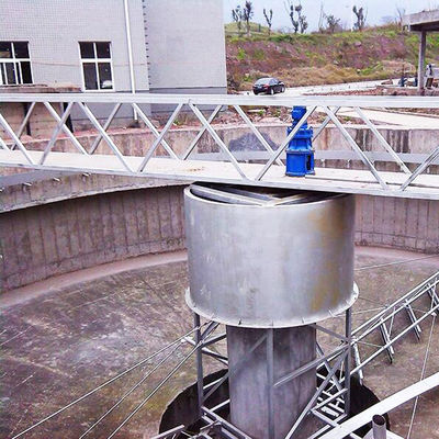 सीवेज सेडिमेंटेशन टैंक सेंटर ड्राइव स्लज स्क्रेपर 304 स्टेनलेस स्टील