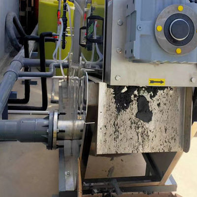 स्क्रू प्रेस स्लज डीवाटरिंग उपकरण स्वचालित वॉल्यूट डिवाटरिंग मशीन