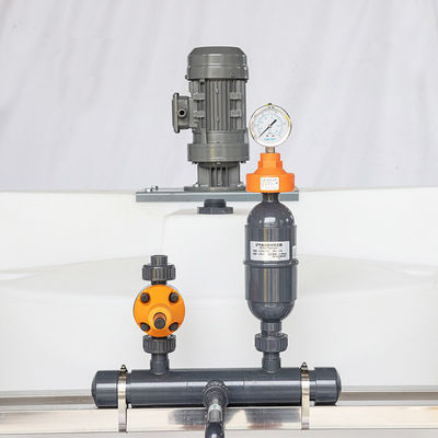 4500L/H फुल ऑटोमैटिक डोजिंग मशीन डिसॉल्विंग मिक्सिंग इंटीग्रेटेड