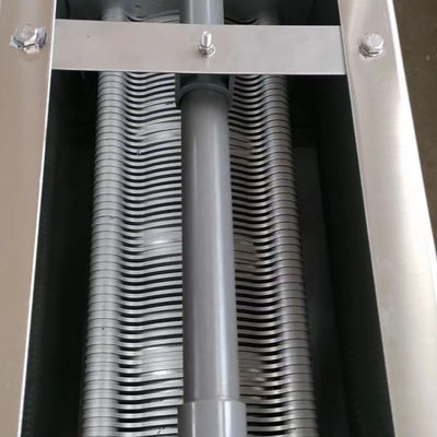 स्लज डीवाटरिंग अपशिष्ट जल उपचार के लिए 8 किलो / एच वॉल्यूम स्लज डीहाइड्रेटर सिस्टम