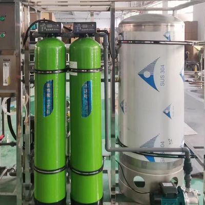 विस्फोटक मॉडल 1000L/H औद्योगिक रिवर्स ऑस्मोसिस उपकरण SS304