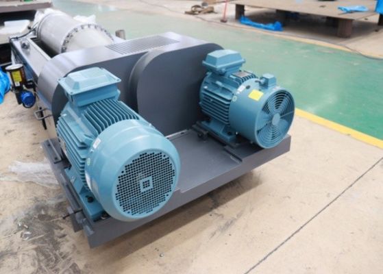 क्षैतिज तेल औद्योगिक decanter द्रव और ठोस के पृथक्करण के लिए केन्द्रापसारक