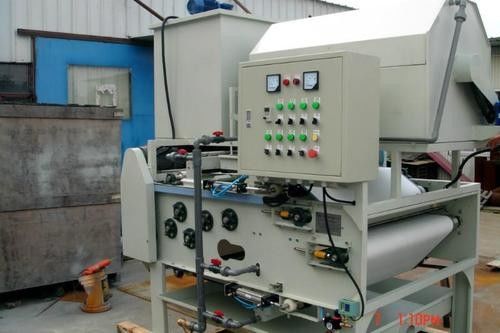 ISO9001 ग्रेविटी स्लज थिनर 40m3 / h एंटी क्लॉगिंग C