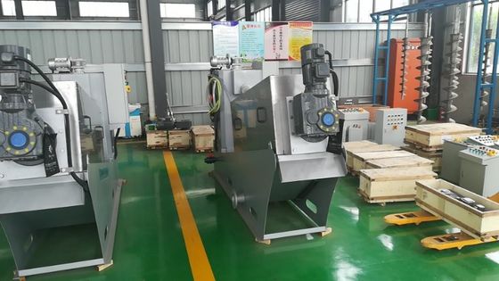 खाद्य उद्योग पेंच कीचड़ डीवाटरिंग मशीन स्टेनलेस स्टील