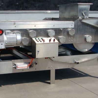 अपशिष्ट जल उपचार पेंच प्रेस प्रणाली दस्ता प्रकार बेल्ट प्रेस डीवाटरिंग 6.5m3 / H