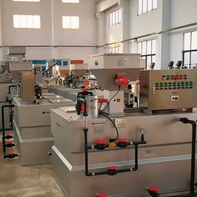 2000 एल / एच पीएएम स्वचालित खुराक प्रणाली क्लोराइड फ्लोक्यूलेंट एसिड बेस खुराक उपकरण