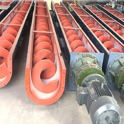 पाउडर के लिए स्टेनलेस स्टील साइलो सीमेंट पेंच कन्वेयर मशीन सर्पिल