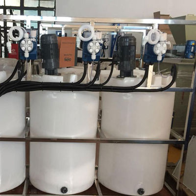 ISO9001 एकीकृत स्वचालित खुराक मशीन 4000L एसिड क्षार तटस्थता