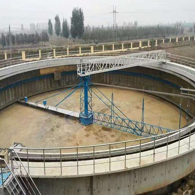 1.5kw-30kw ऑटोमैटिक सेंट्रल ड्राइव मड स्लज स्क्रेपर सिस्टम फुल ब्रिज हाफ ब्रिज