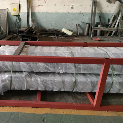 कार्बन स्टील दस्ता रहित स्पाइरल कन्वेयर एडजस्ट करने योग्य गति अनुकूलित 1 ~ 100 मी