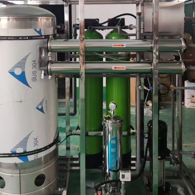 विस्फोटक मॉडल 1000L/H औद्योगिक रिवर्स ऑस्मोसिस उपकरण SS304
