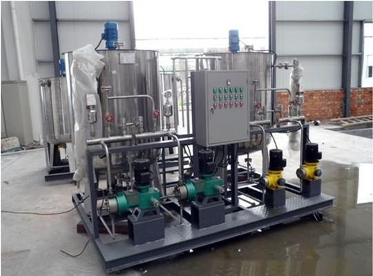 वायवीय रासायनिक स्वचालित खुराक मशीन पीला 1000L / H
